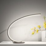 IOLE di GEA LUCE Lampada da tavolo titanio