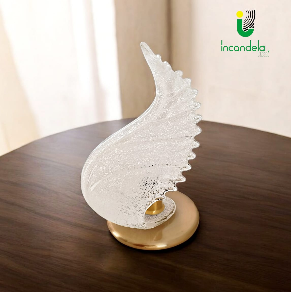 b2fb8844-c43e-4391-b9d7-d4dfbbc9150e Fenice/P1 Lume in vetro di Murano di La Murrina decoro Graniglia bianca montatura oro satinato 1 x E14. - immagine 1