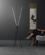 SHANGAI-PT3 Piantana di Faneurope bianca o nera LED 31 W - immagine 2