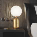 Helios  Lampada da tavolo di Redo disponibile in due colori e dimensioni