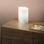 IMAGINE Lampada da tavolo in vetro bianco